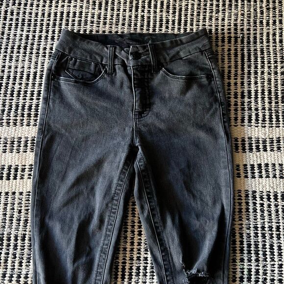 Seven 7 jeans size 4 black gray women’s distressed knees skinny jeans - Picture 5 of 5